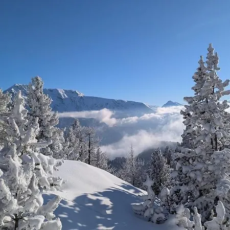 Апартаменты Charming Near Grenoble Murianette